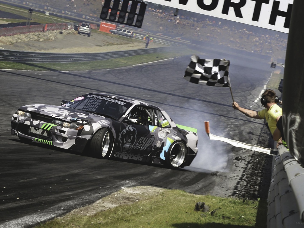 Финиш гоночного Nissan S13