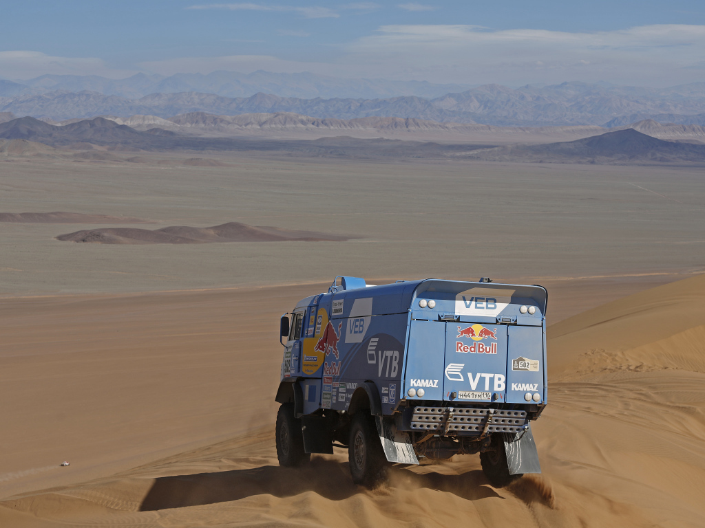 	   KAMAZ Dakar 2015