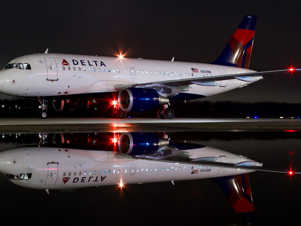 Пассажирский самолет компании Дельта