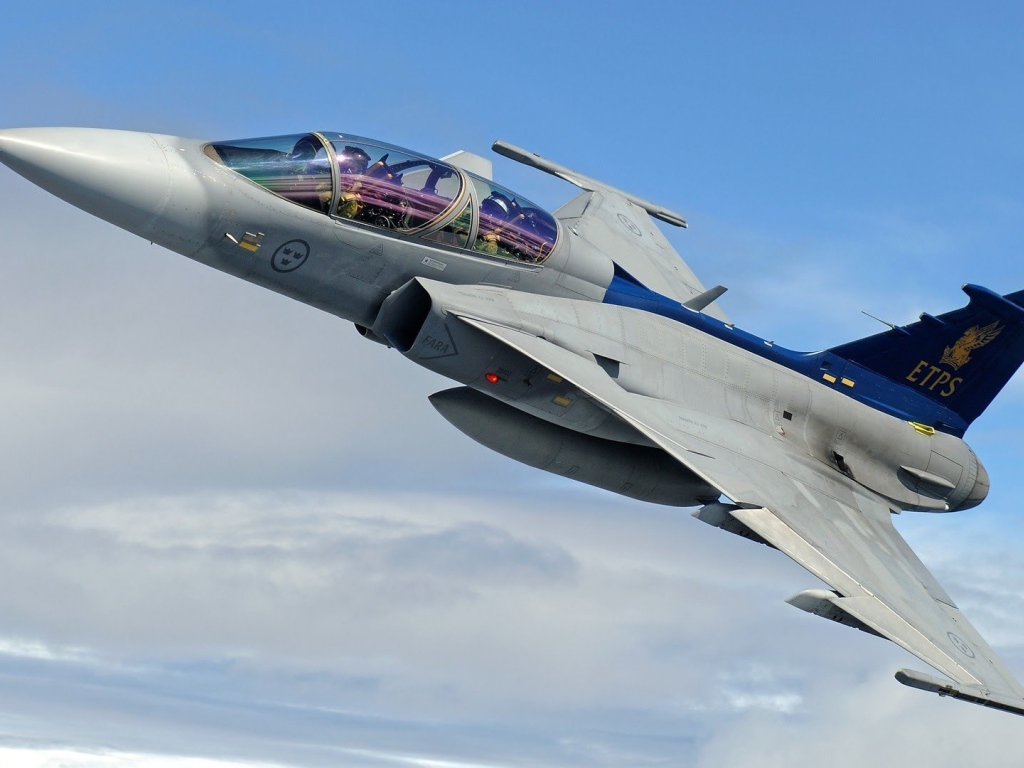 Военный самолет JAS-39 Gripen
