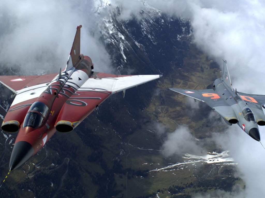 Истребители Saab 35 Draken на боевом посту