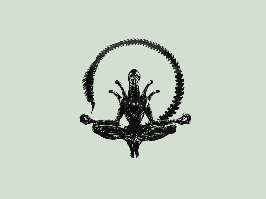 Чужой медитирует, светлый фон