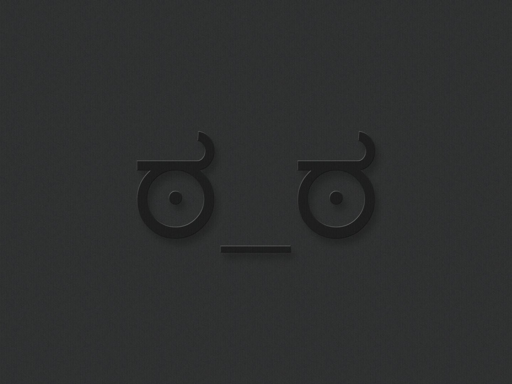 Серая мордочка на сером фоне