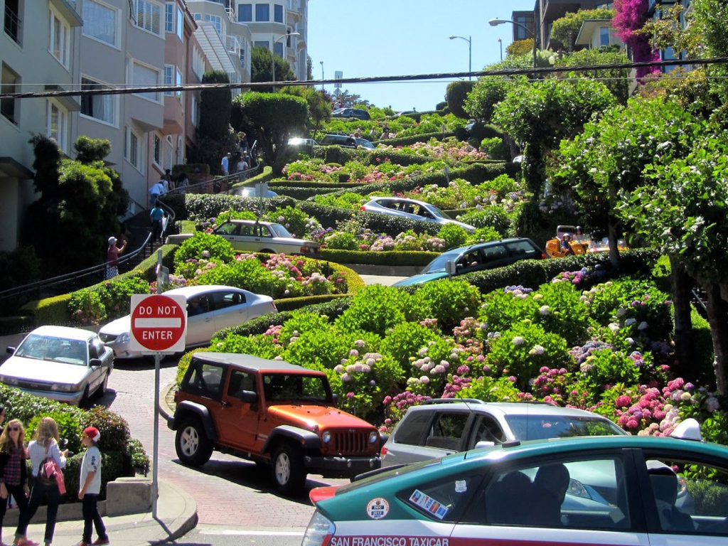 Ломбард-стрит в Сан-Франциско