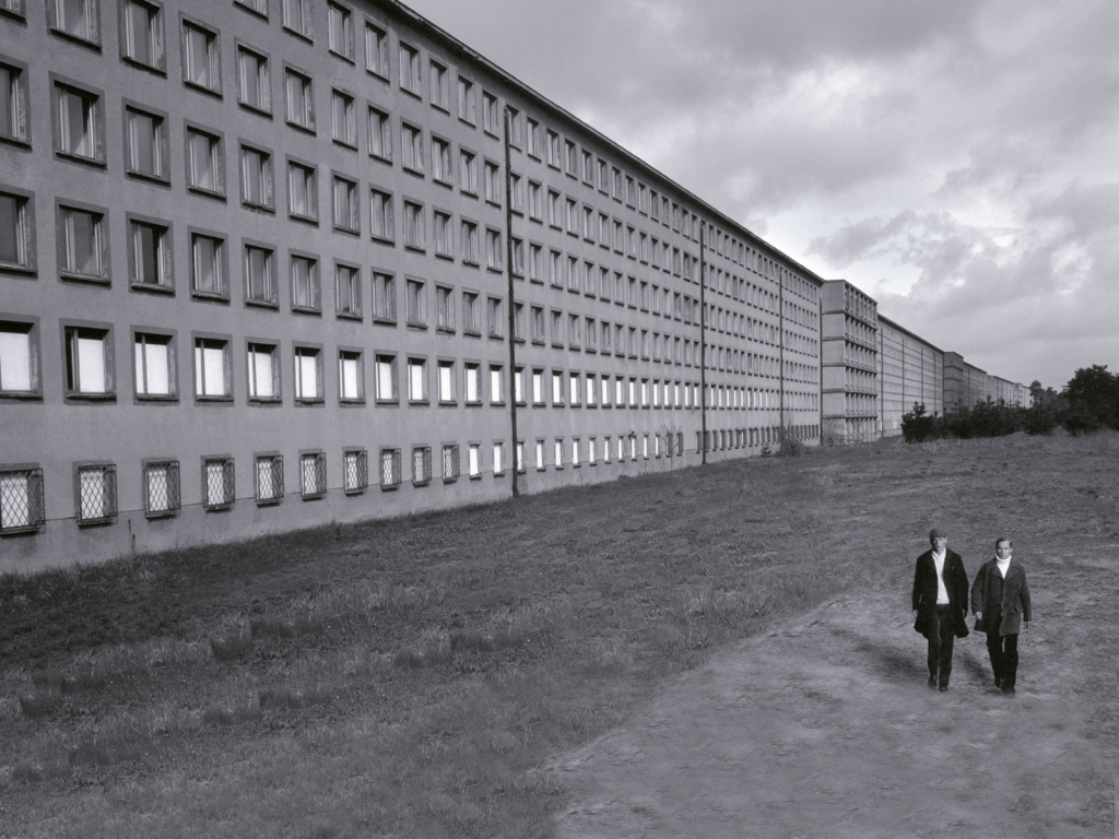 Очень длинный дом