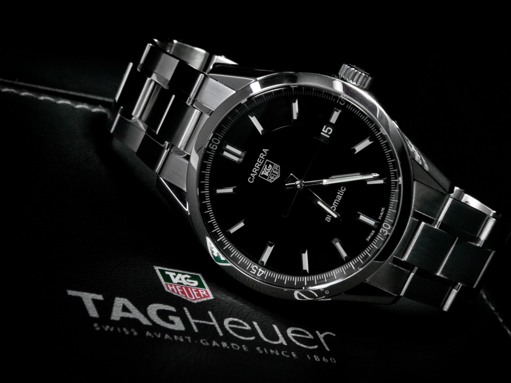 Черные люкс часы Карриера