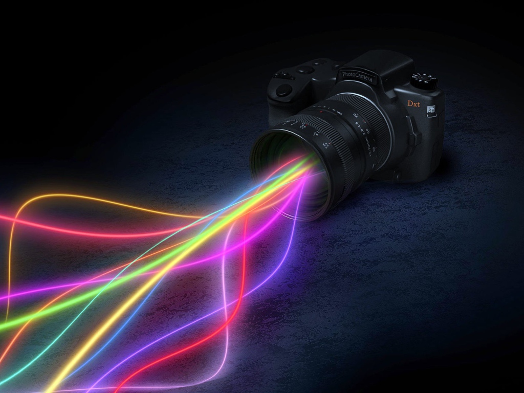 Цветные волны из объектива фотоаппарата