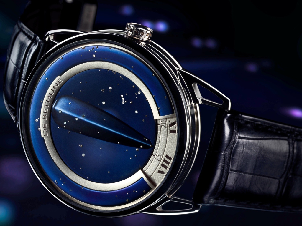 Дизайнерские часы с необычным циферблатом