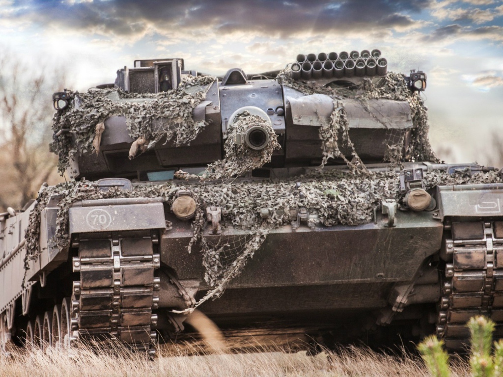 Немецкий танк Leopard 2A6M