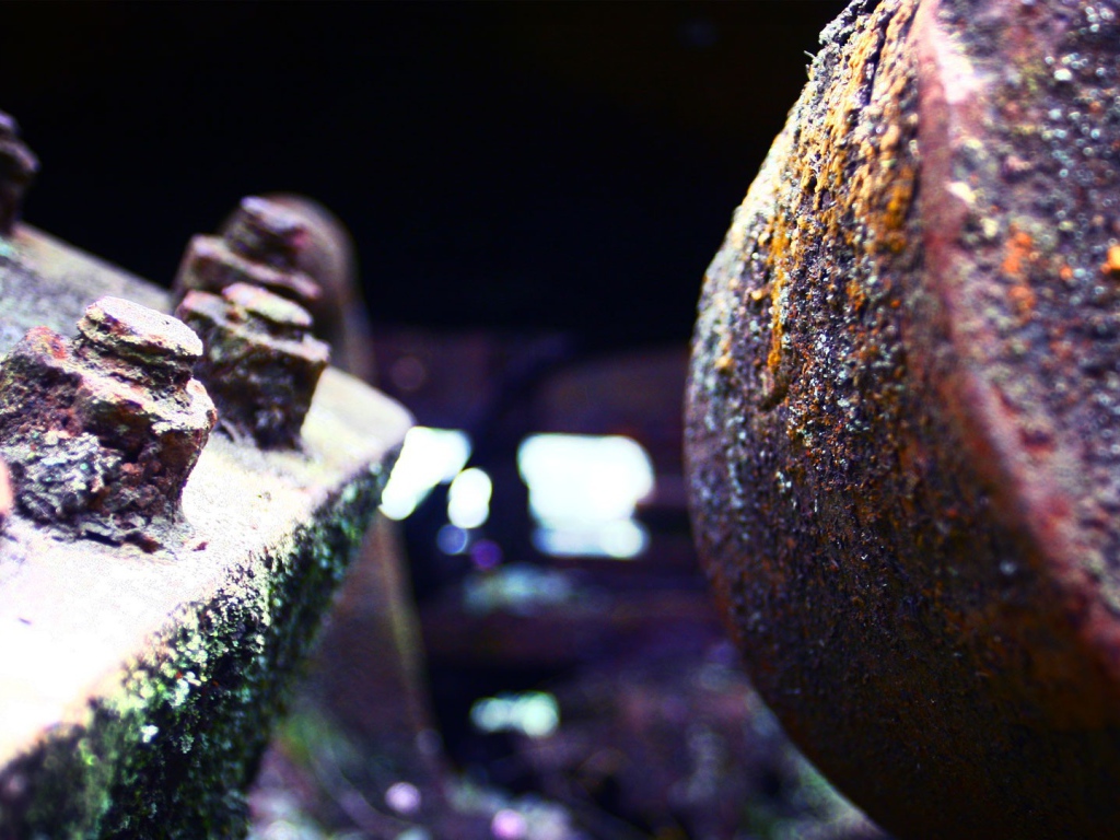 Ржавые гайки на механизме