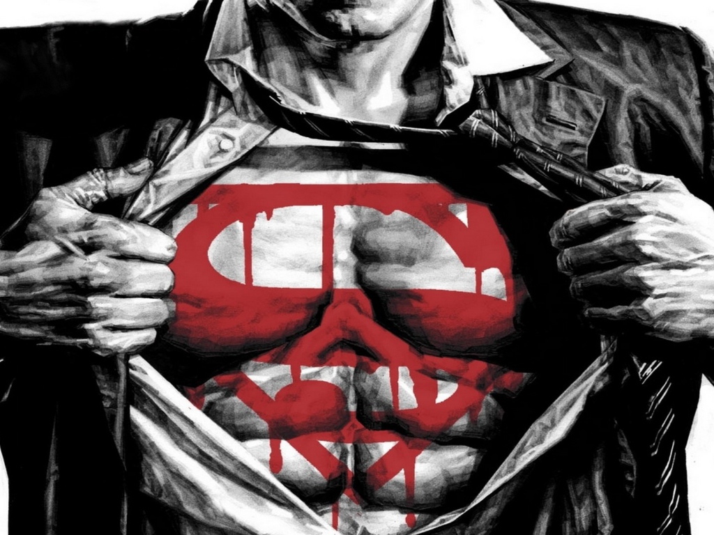 Супермен разрывает костюм на груди