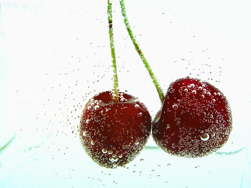 Вишни в пузырьках