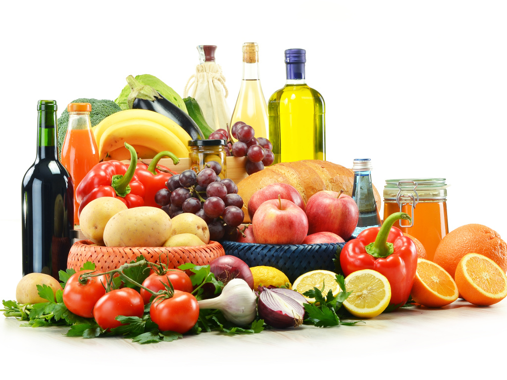 Вино , лимоны и фрукты