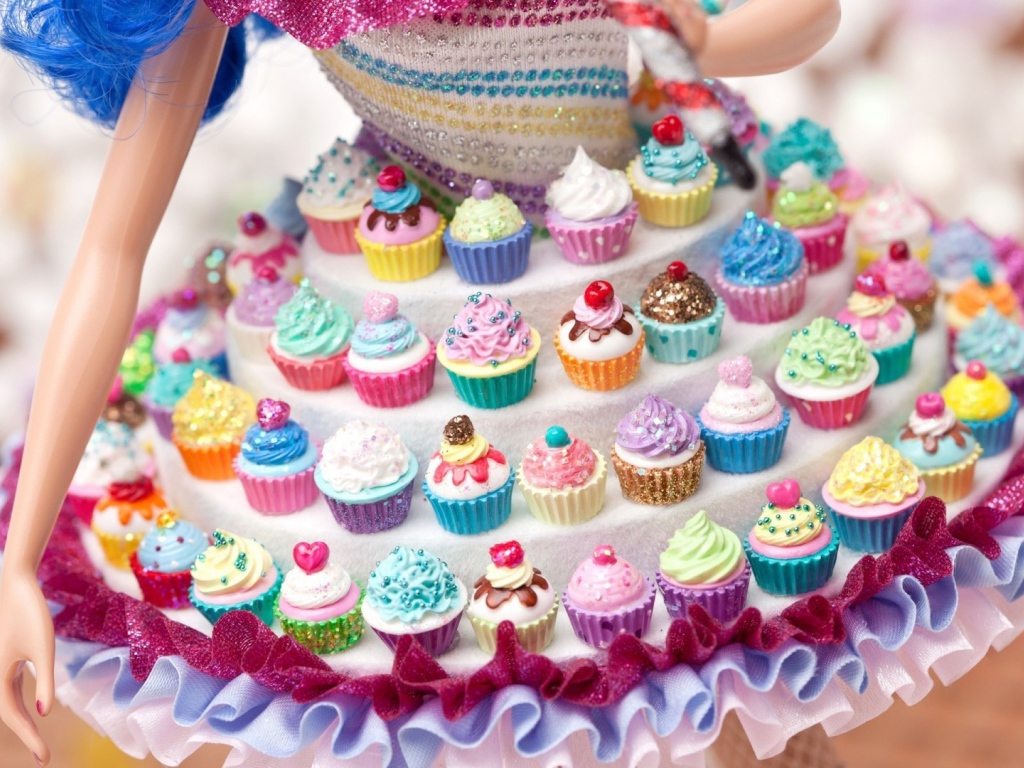 Платье из кексов