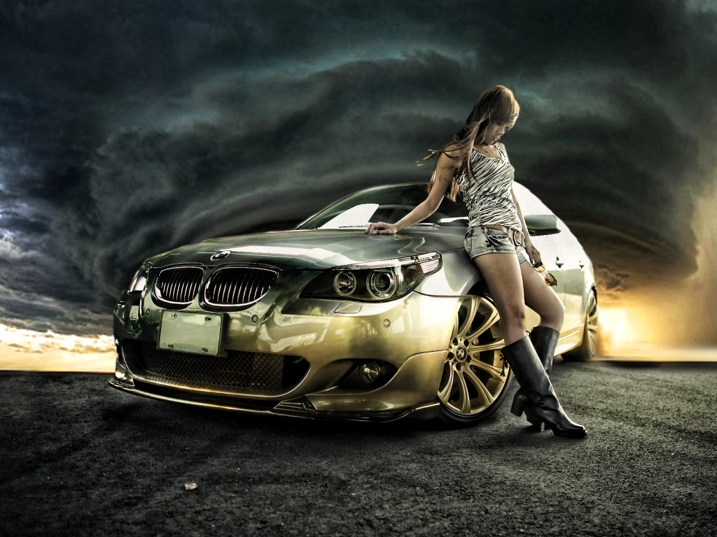 Девушка у золотого БМВ на фоне урагана