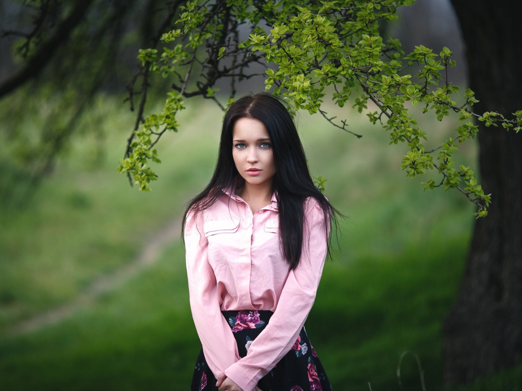 Красивая девушка Ангелина Петрова