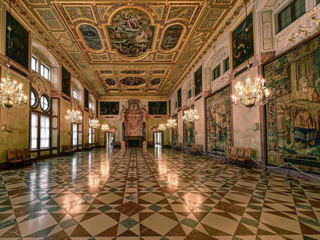 Интерьер зала в роскошном дворце