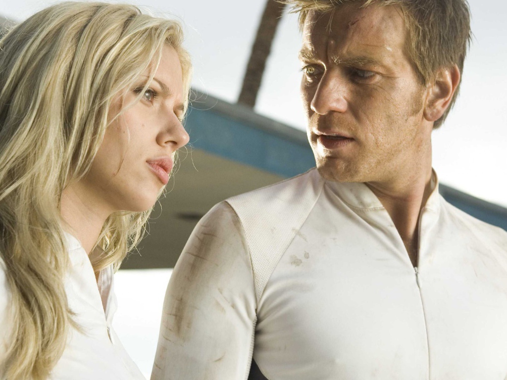 Скарлетт Йоханссон в фильме Остров