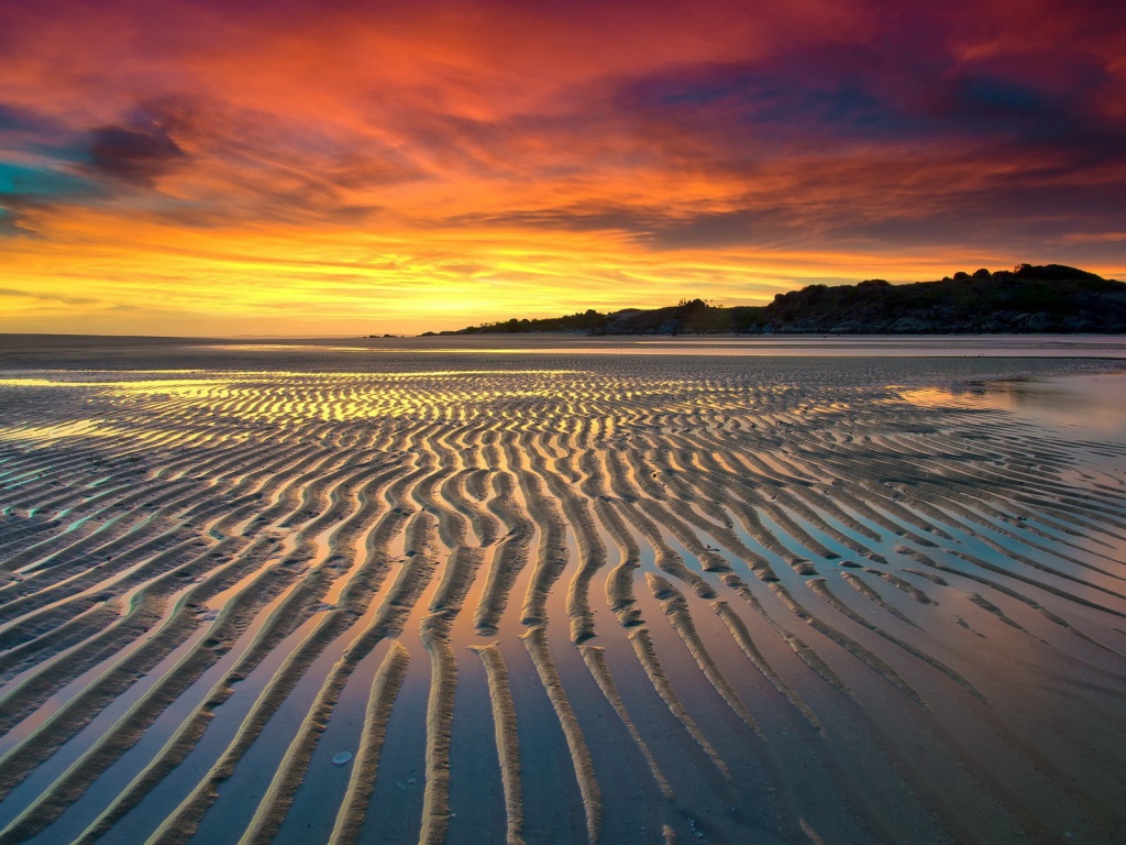 Наплывы на пляже