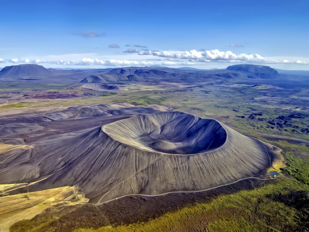 Жерло старого спящего вулкана