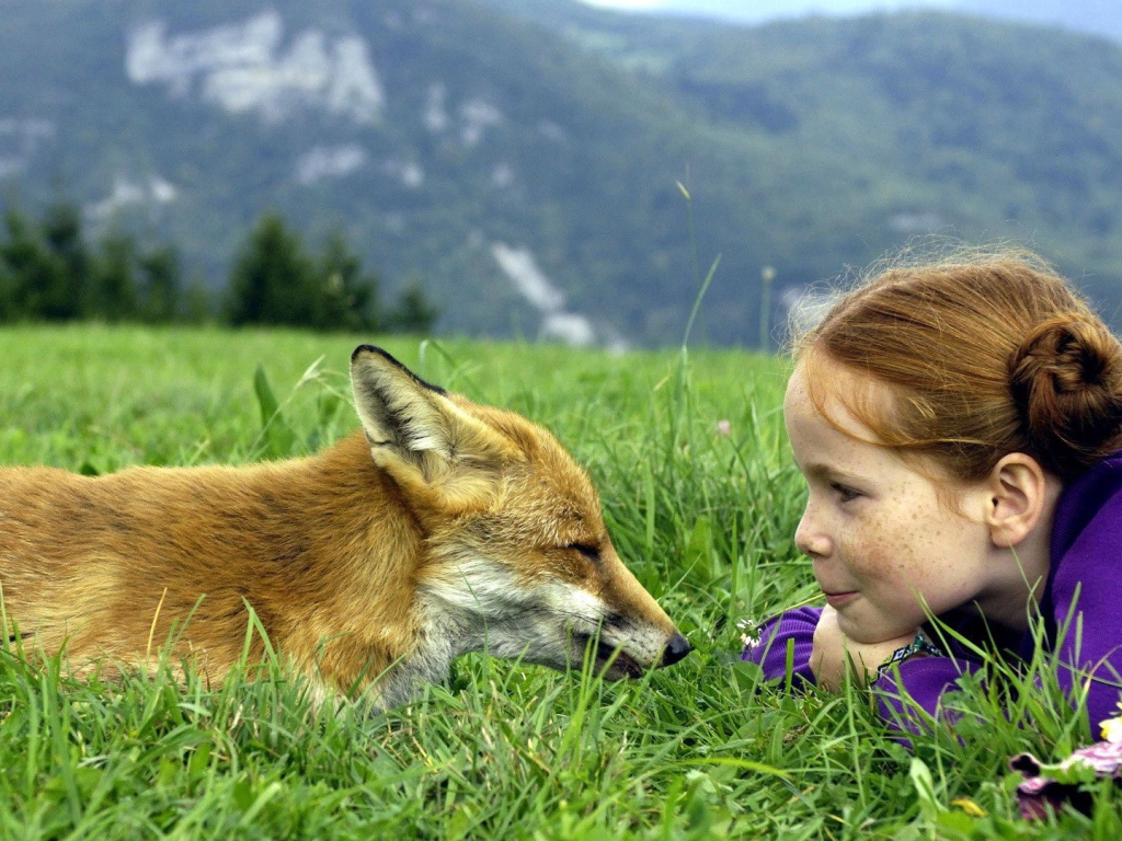 Девочка и лисёнок