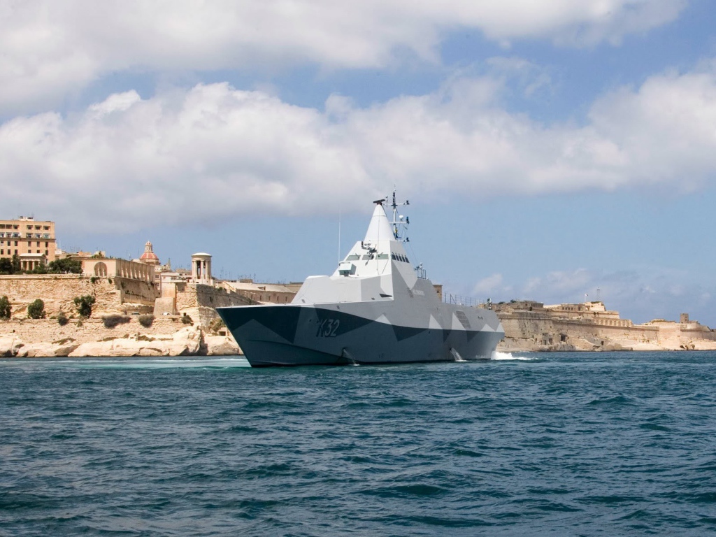 Футуристический военный корвет