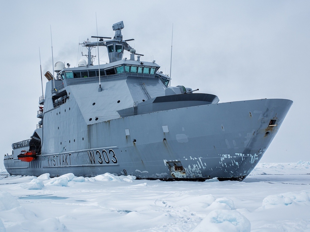 Корабль норвежской береговой охраны