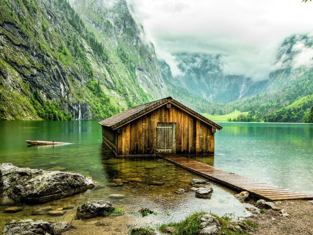 Озеро Оберси в Баварии Германия