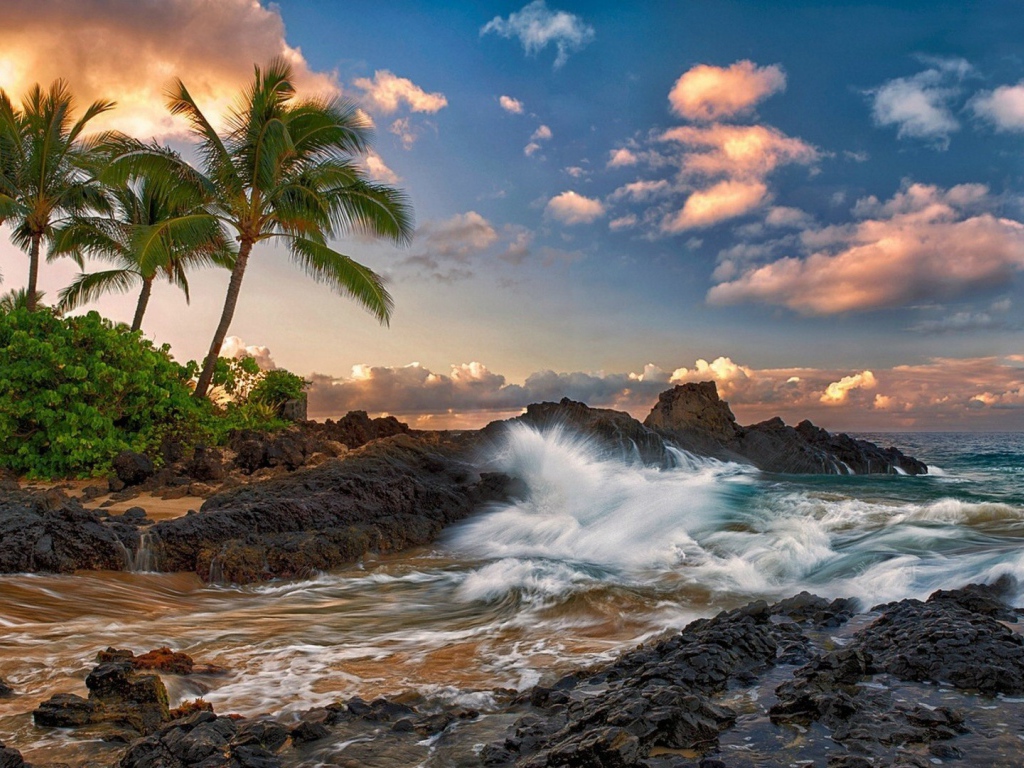 Волны прибоя на Гавайях