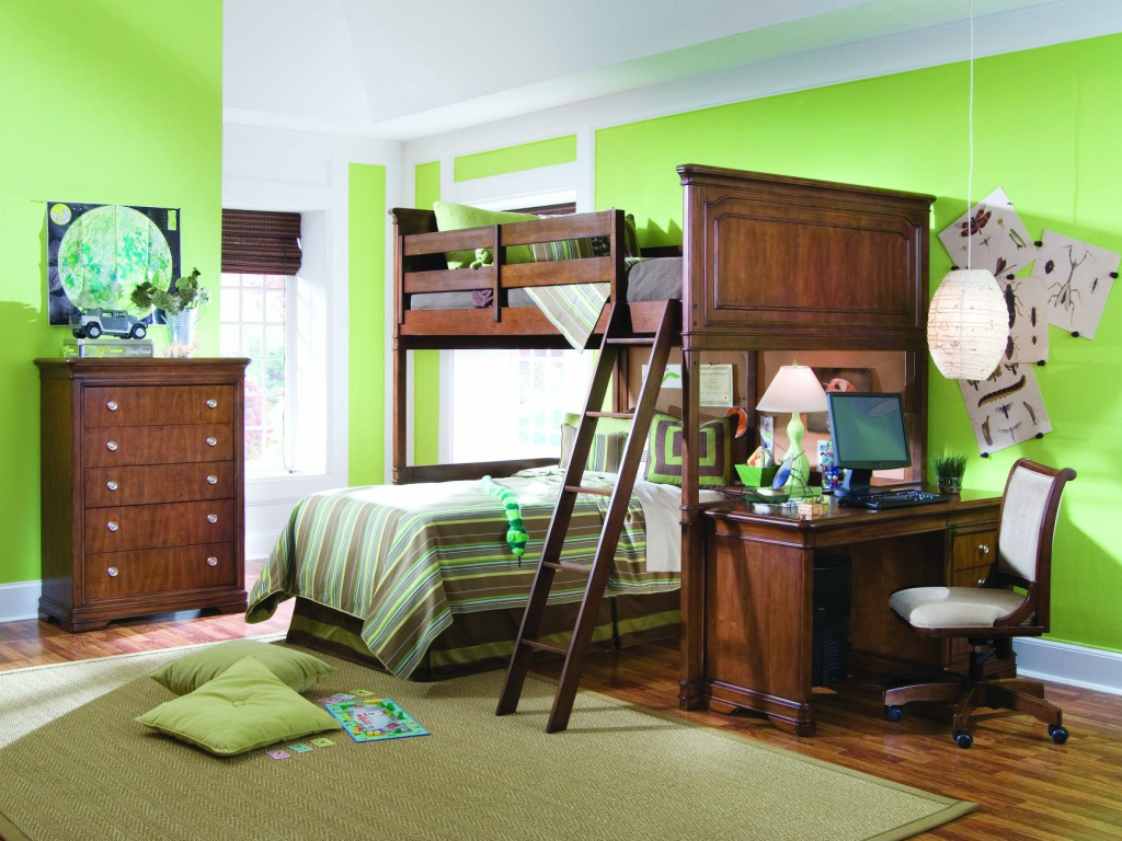 Детская комната с кроватями