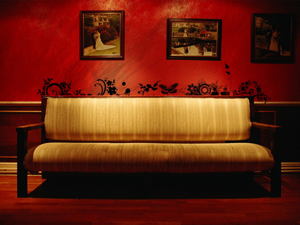 Классический диван