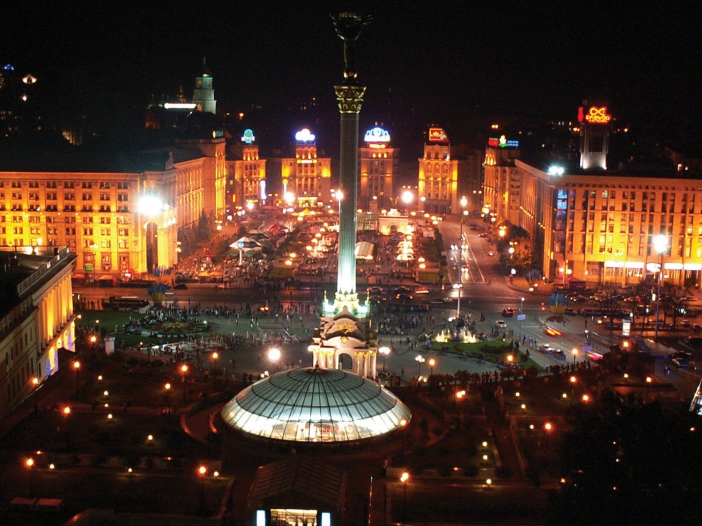 Центральная площадь Киева, Украина