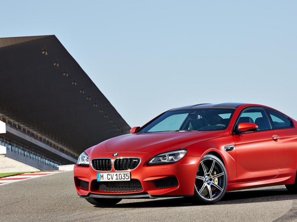 Красный BMW M6 Engine Specs 2017