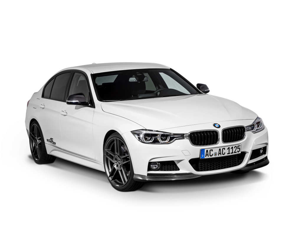 Белый автомобиль BMW 3 Series, 2017 