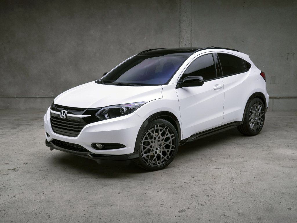 Белый стильный автомобиль Honda HR-V 