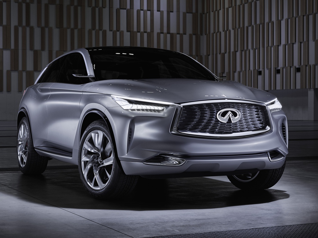 Серебристый кроссовер  Infiniti QX50, 2017