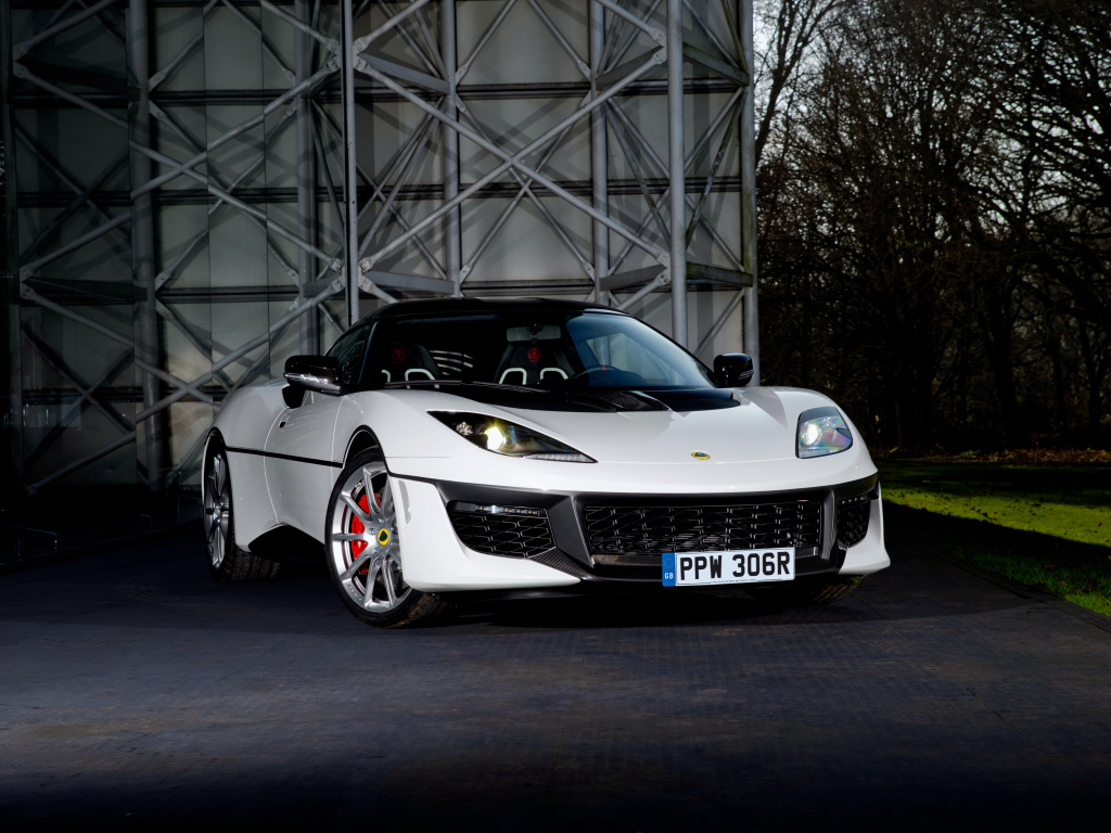 Белый спортивный автомобиль Lotus Evora Sport 410 Esprit S1, 2017 