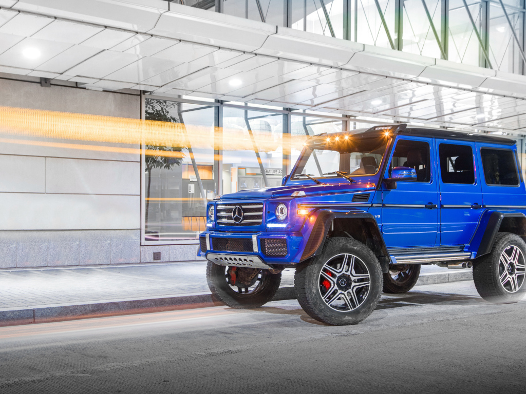 Синий внедорожник Mercedes Benz G Class G 500 4x4, 2017