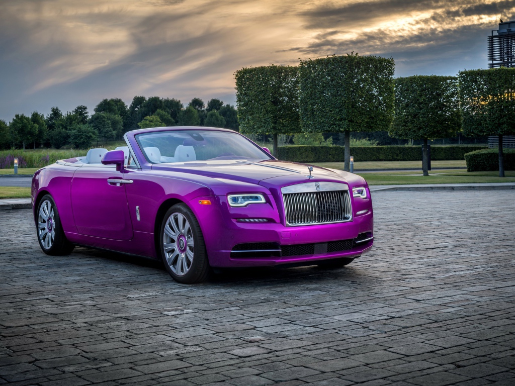 Автомобиль кабриолет Rolls Royce Dawn in Fuxia, 2018