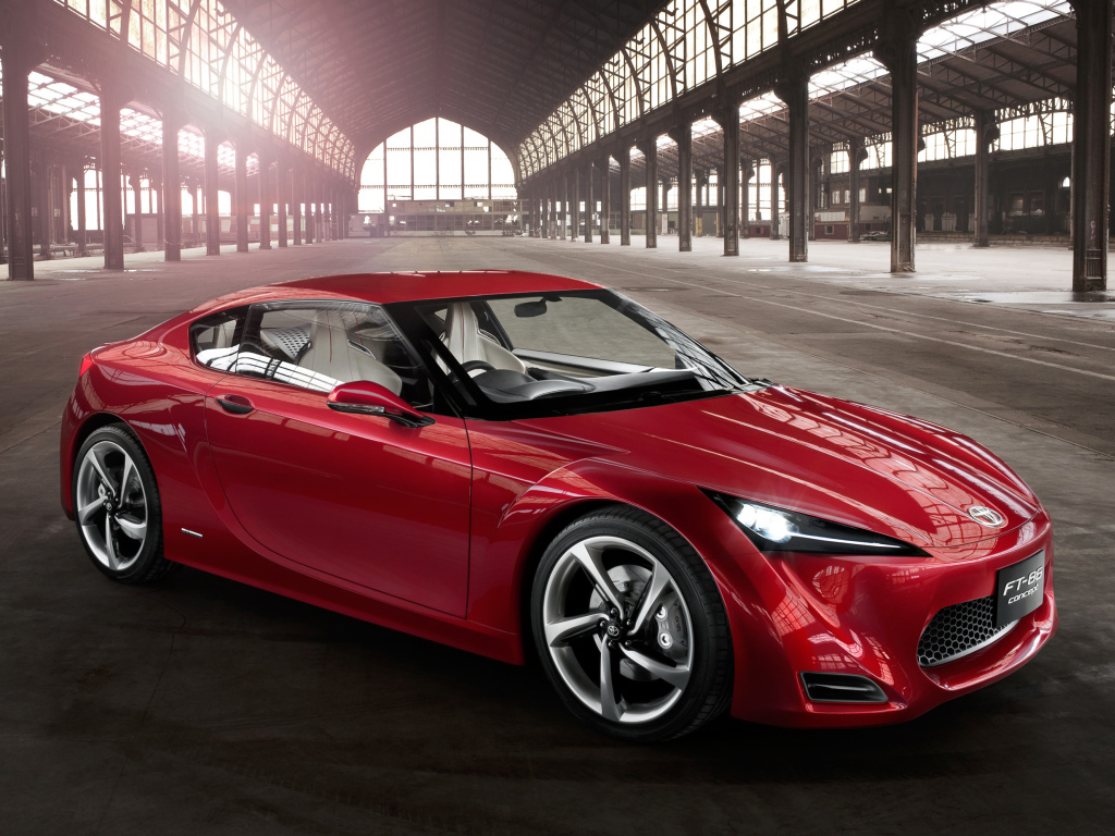 Красный спортивный автомобиль Toyota 86 