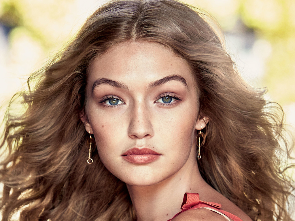 Красивая девушка модель Джиджи Хадид 