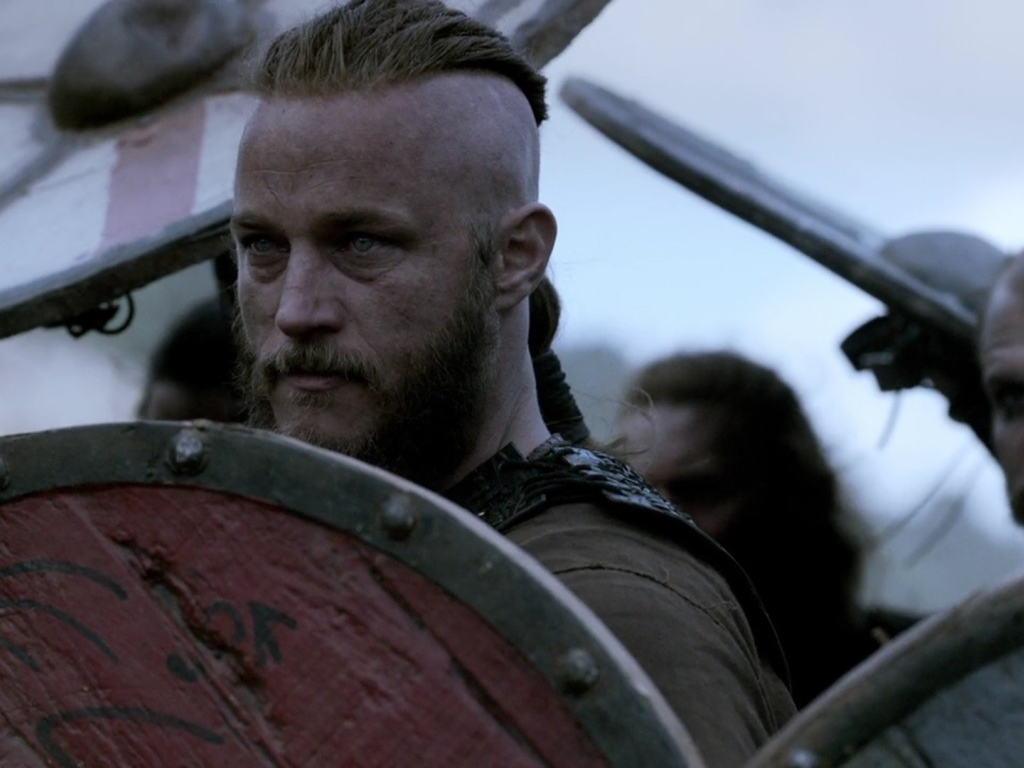 Воин Рагнар Лодброк персонаж сериала Викинги 