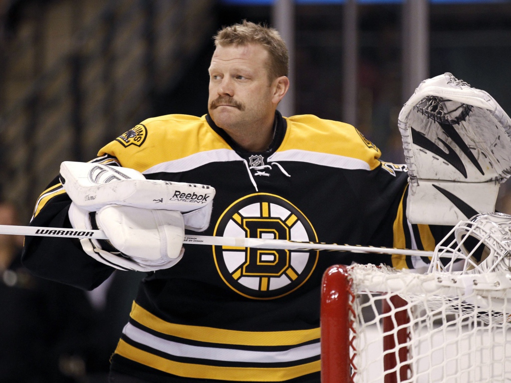 Хоккейный вратарь Тим Томас, Бостон Брюинз 