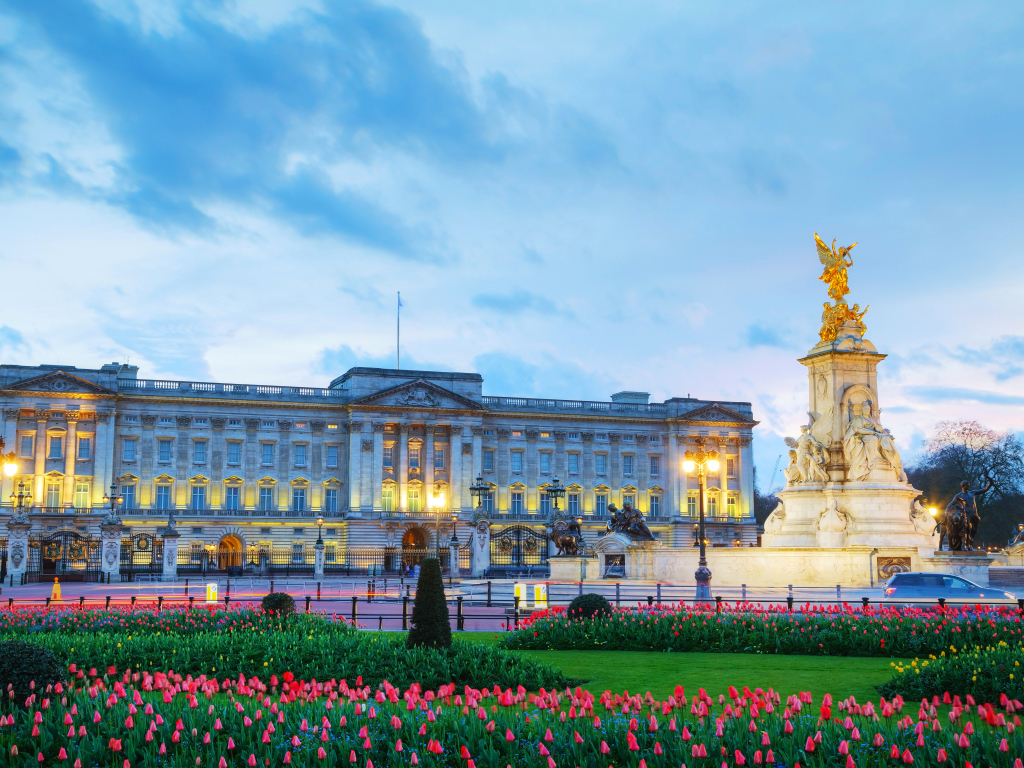 Старинный Букингемский дворец, Лондон. Англия 