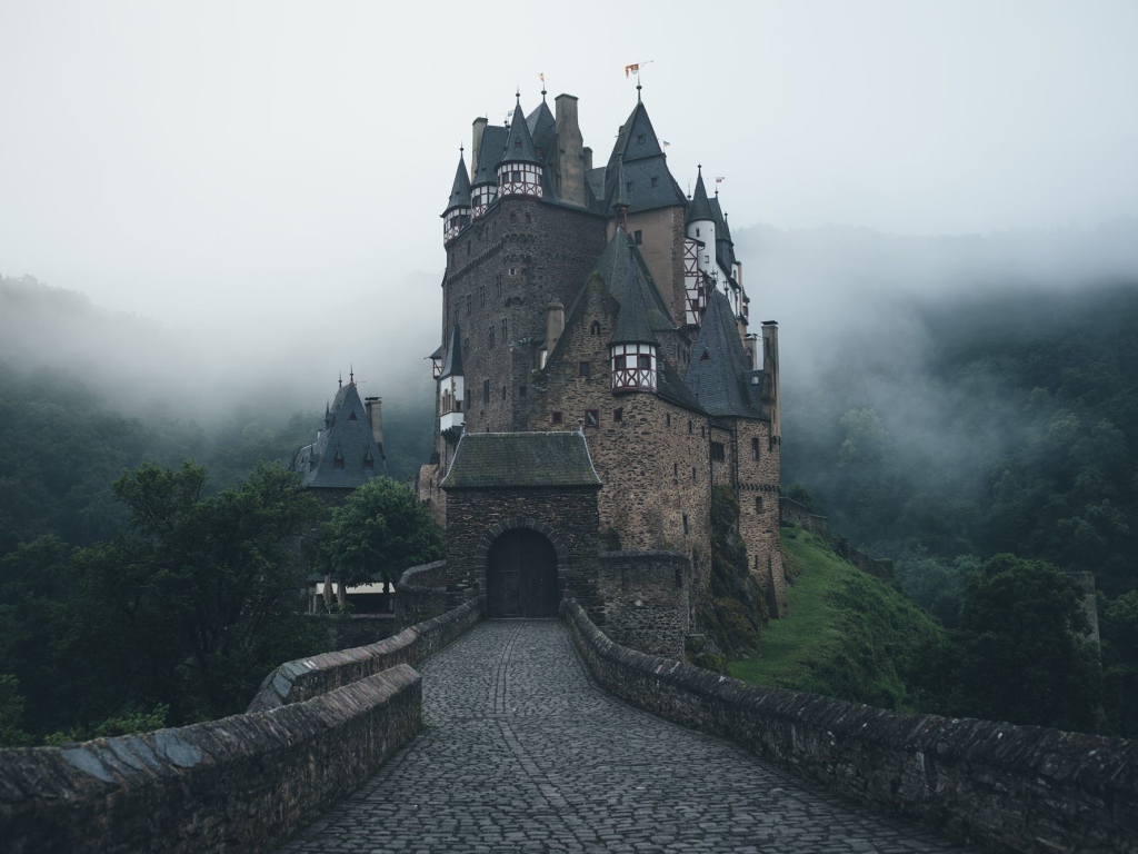 Старинный замок Эльц, Виршем, Германия 