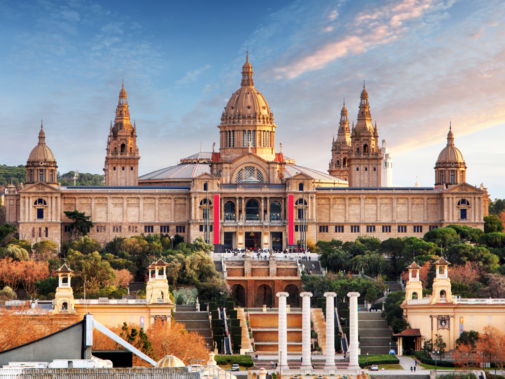 Красивый, национальный музей искусства Каталонии, Барселона. Испания