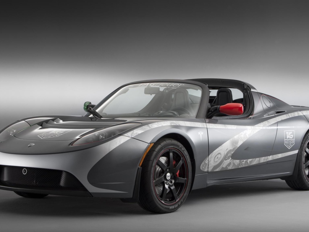 Спортивный электромобиль Tesla Roadster