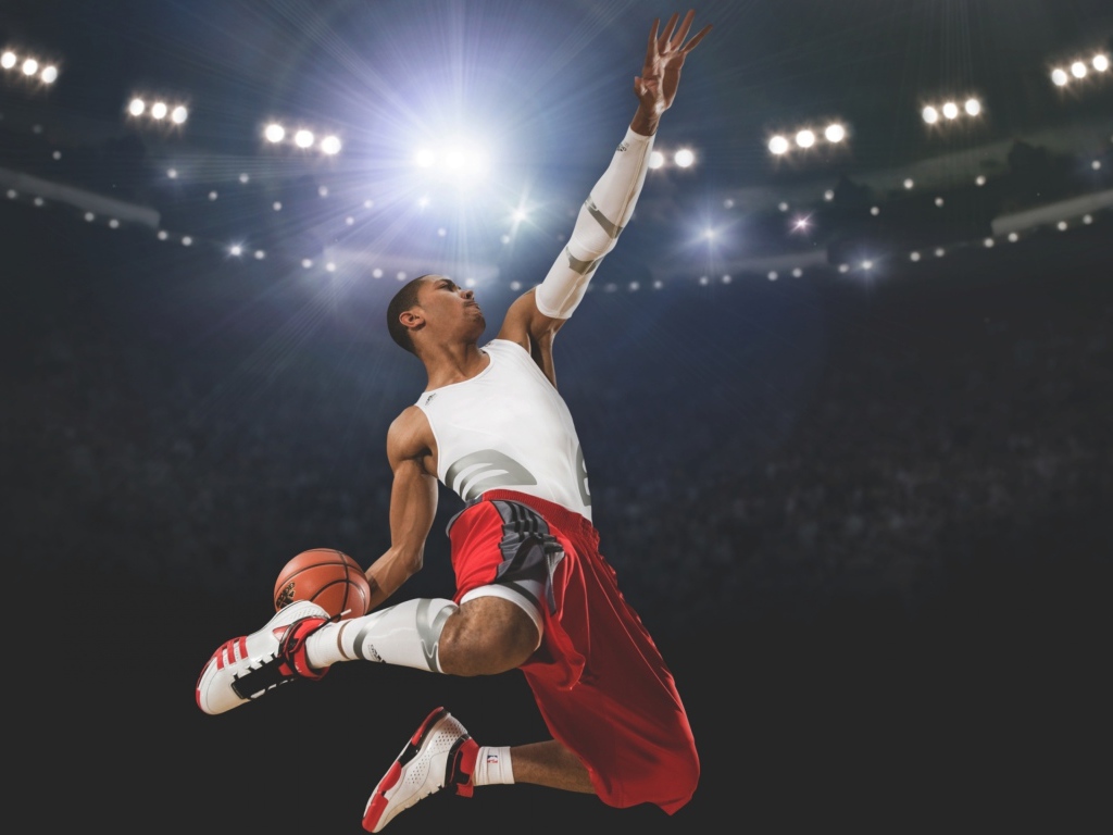 Прыжок с мячом баскетболиста Деррика Роуза 