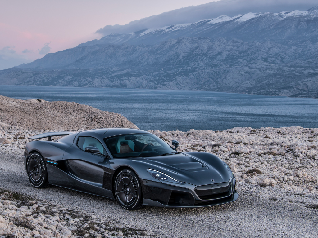 Черный спортивный автомобиль Rimac C Two Geneva 2018 года