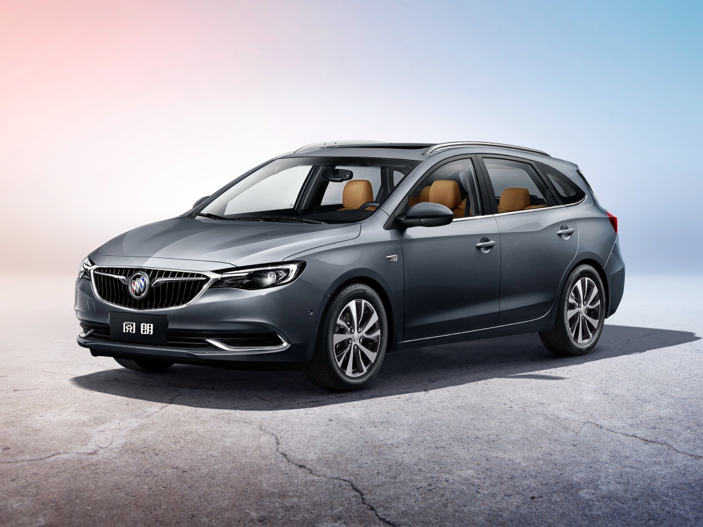 Серебристый автомобиль Buick Excelle GX, 2017 года
